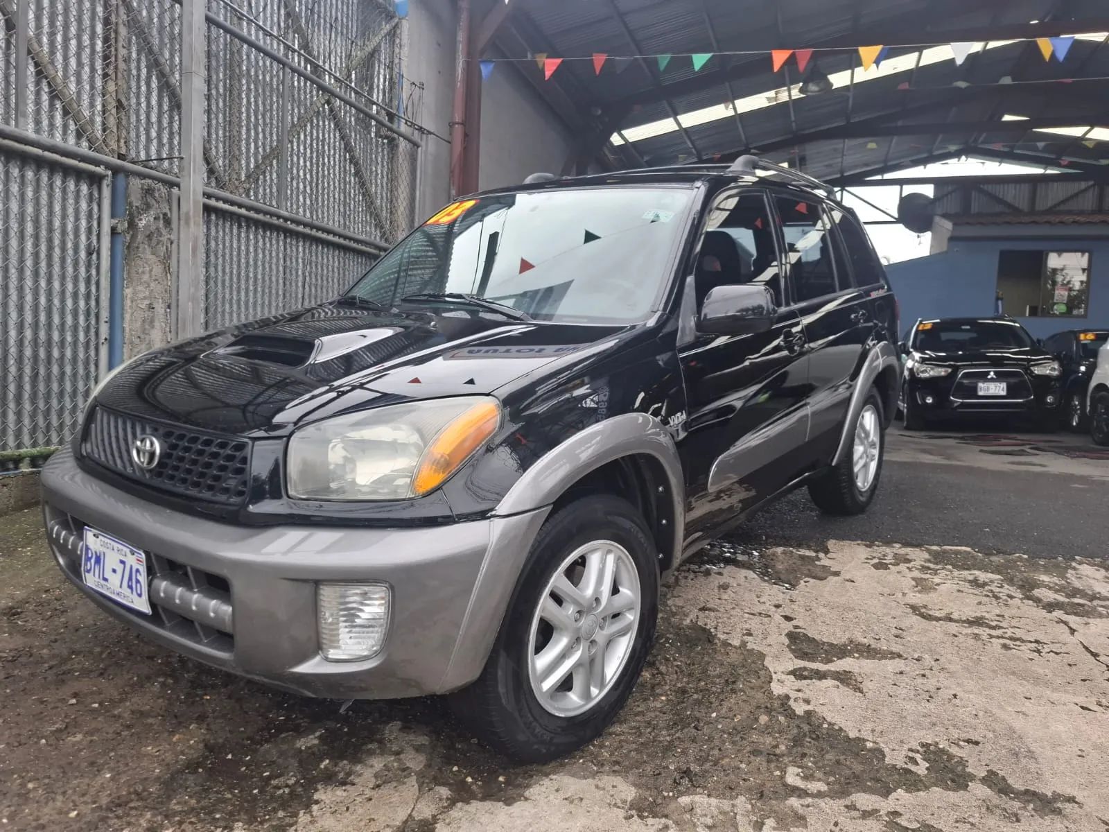 Toyota RAV4 - Image 4