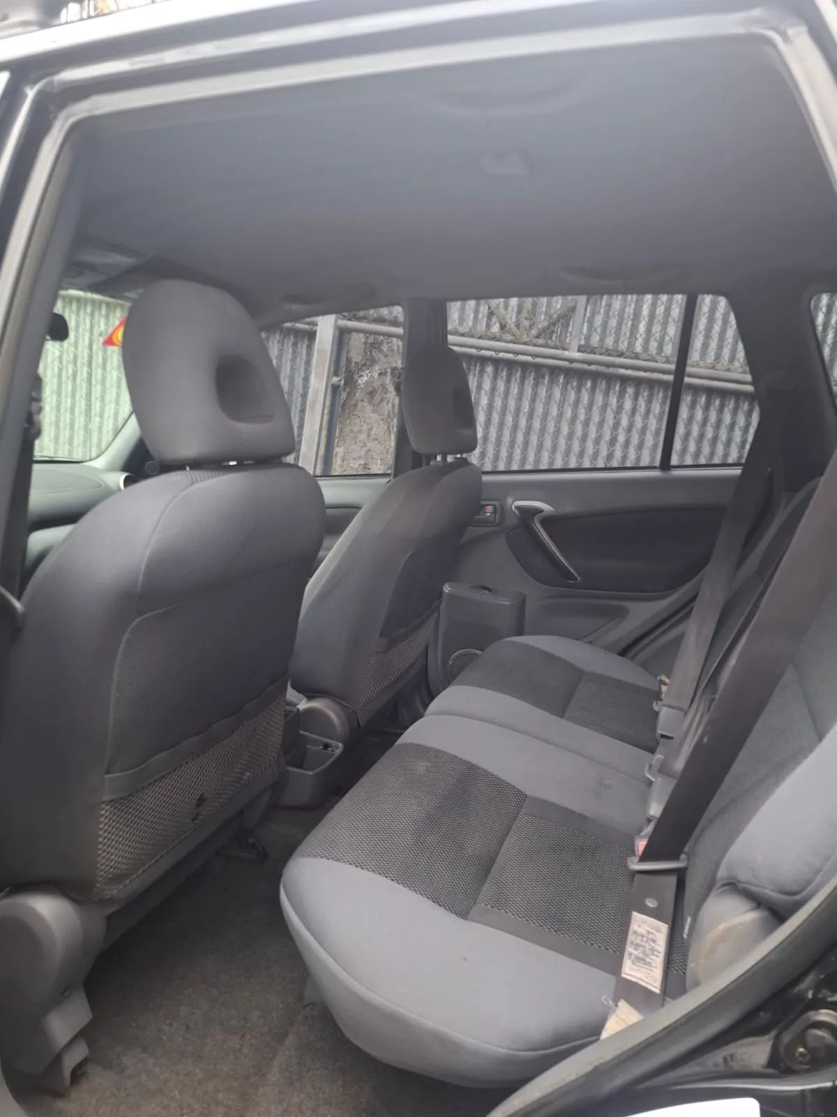 Toyota RAV4 - Image 8