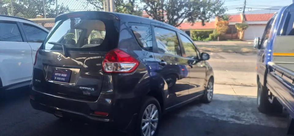 Suzuki Ertiga - Image 5