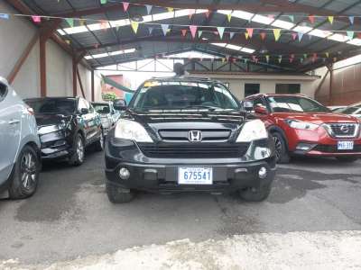 Honda CR-V - Image 1