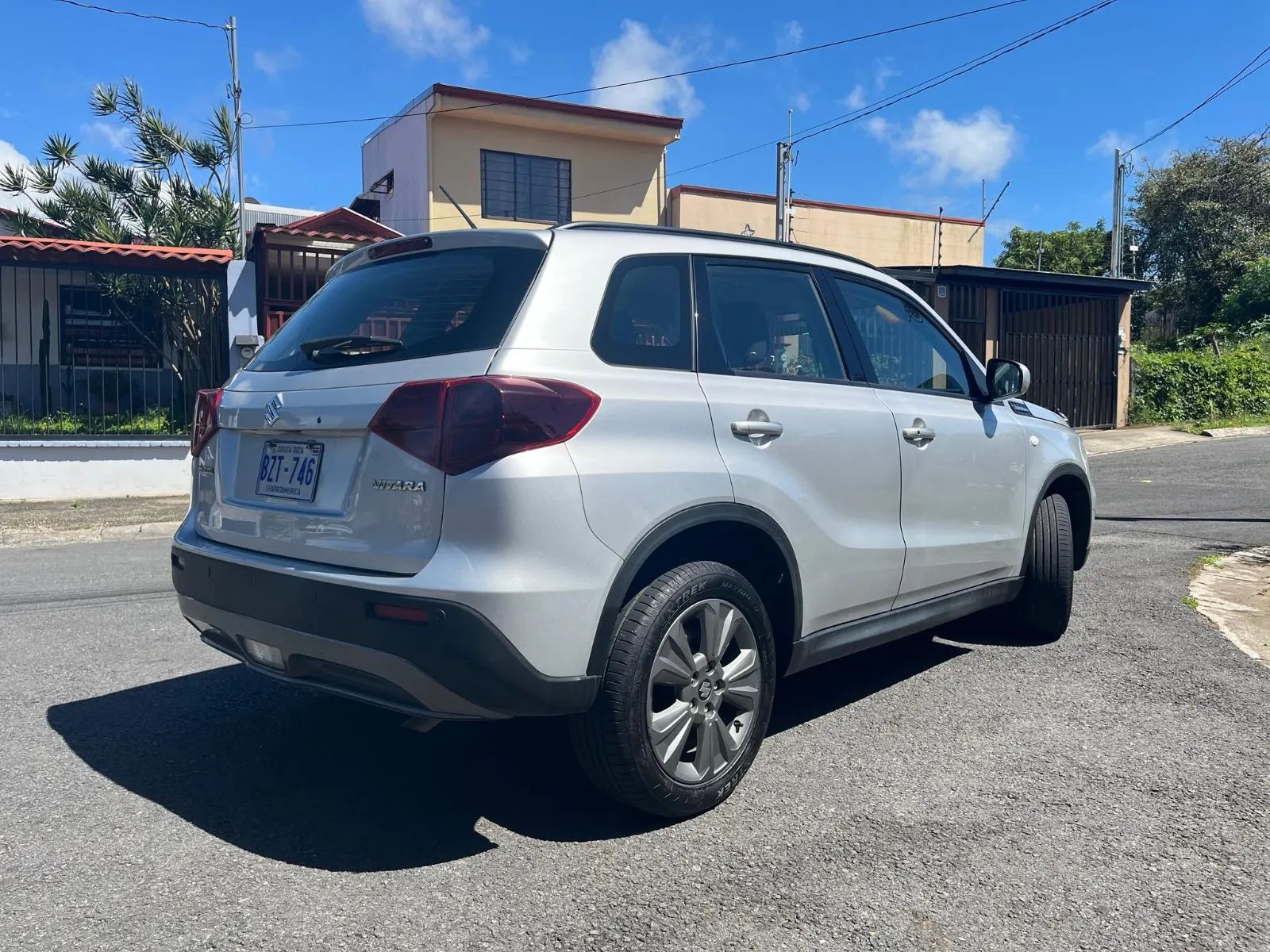 Suzuki Vitara - Image 4