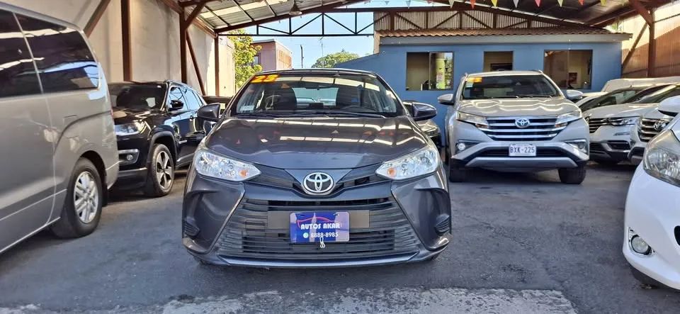 Toyota Yaris E - Image 1