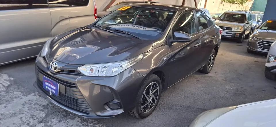 Toyota Yaris E - Image 3