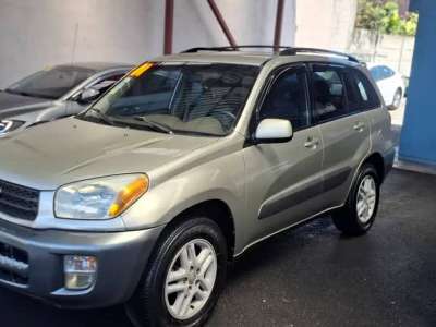 Toyota RAV4 - Image 2
