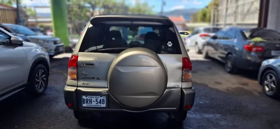 Toyota RAV4 - Image 5