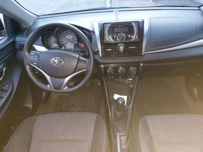 Toyota Yaris - Image 8