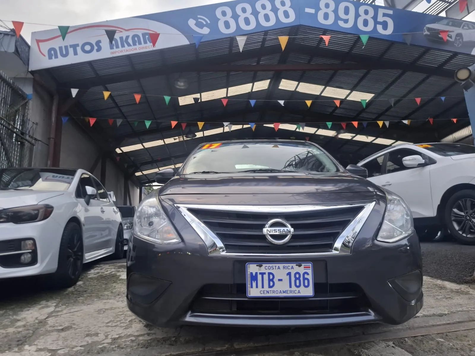 Nissan Versa - Image 1