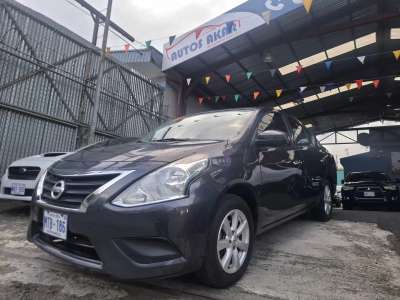 Nissan Versa - Image 3