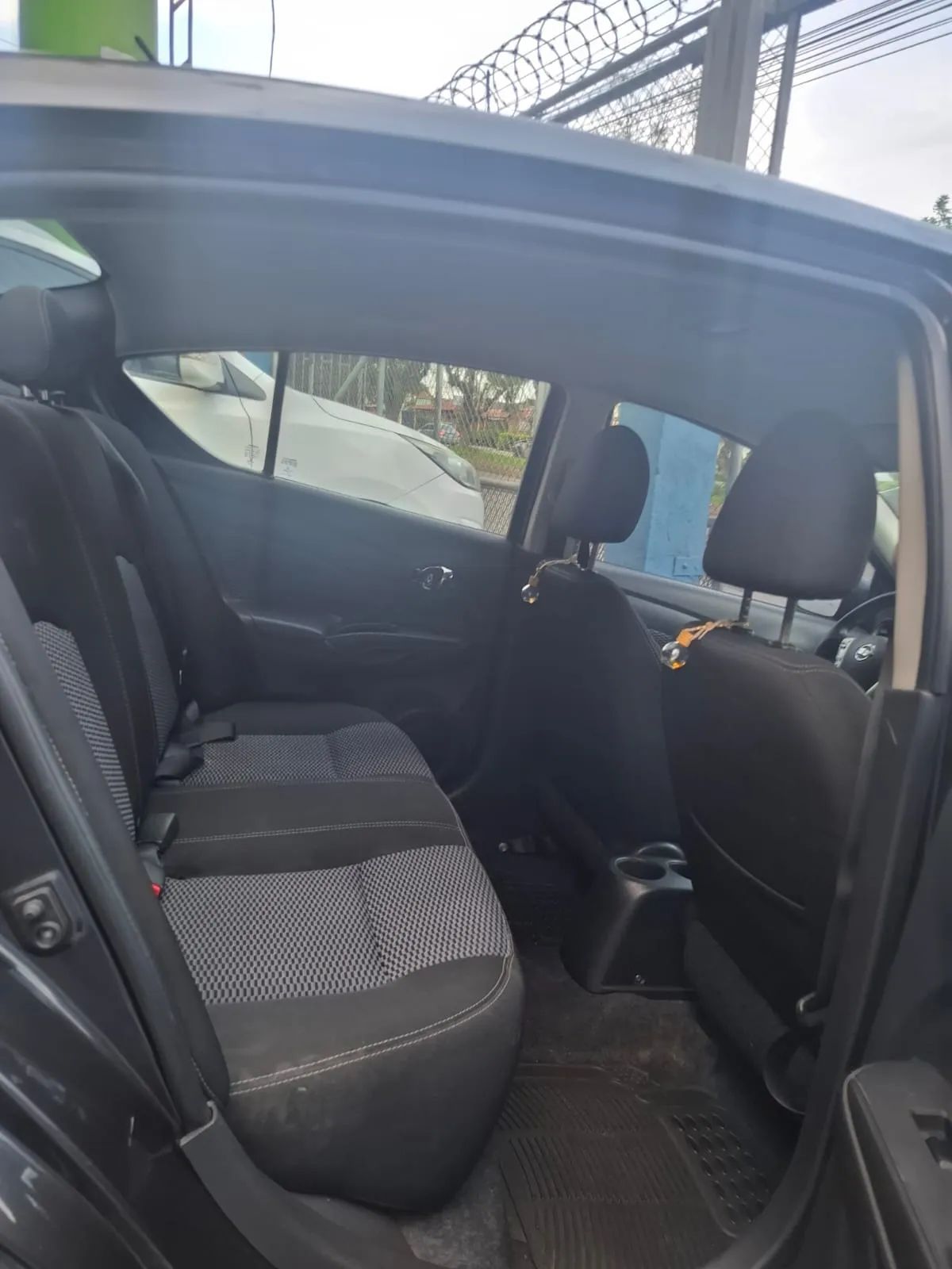 Nissan Versa - Image 7
