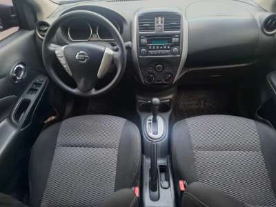 Nissan Versa - Image 8