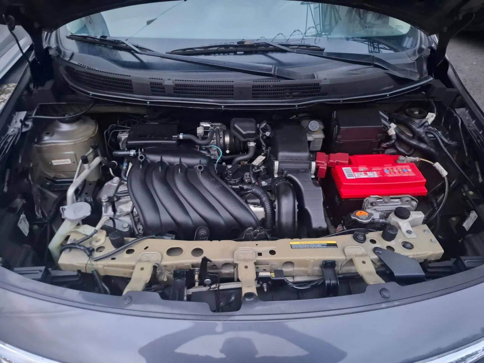 Nissan Versa - Image 10