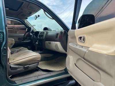 Mitsubishi Montero Sport - Image 4