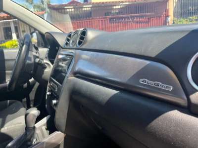Suzuki Vitara - Image 6