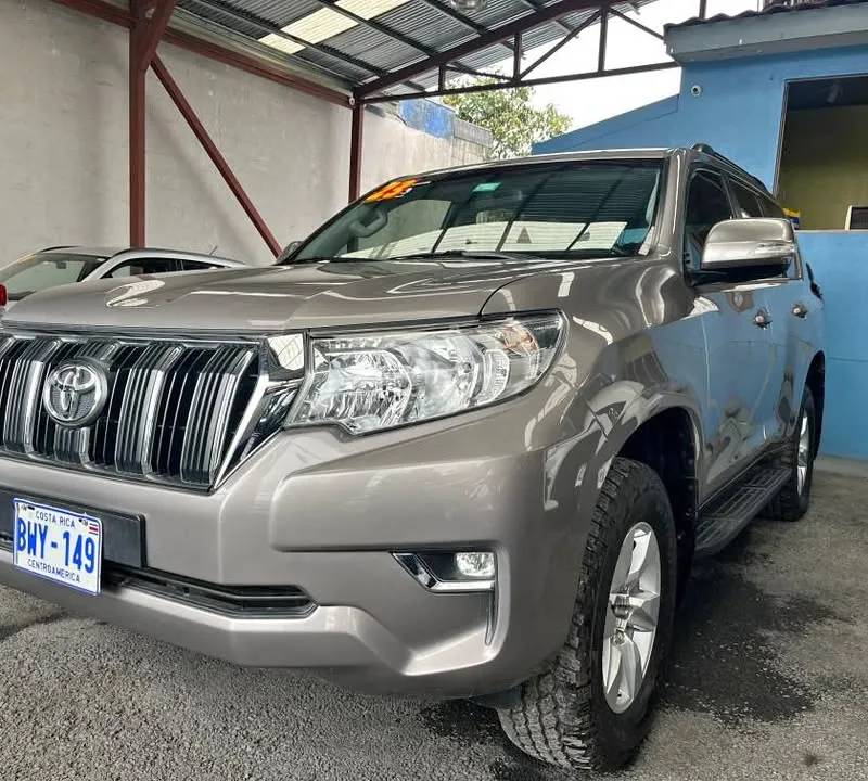 2023 Toyota Prado TXL