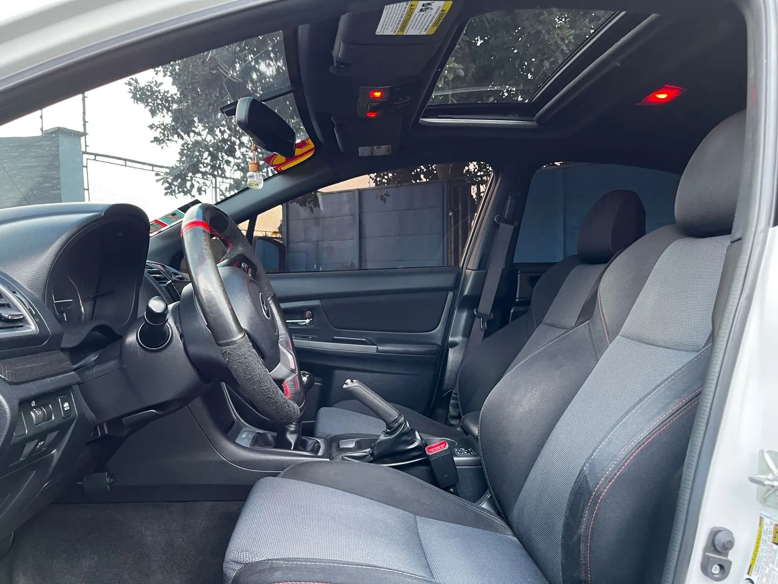 Subaru Impreza WRX - Image 10