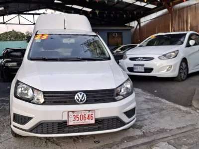 Volkswagen Saveiro - Image 1