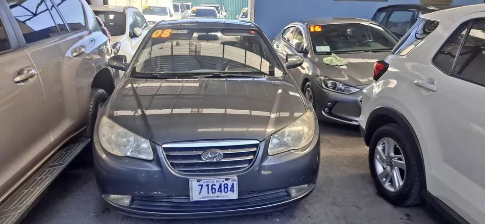 Hyundai Elantra - Image 1