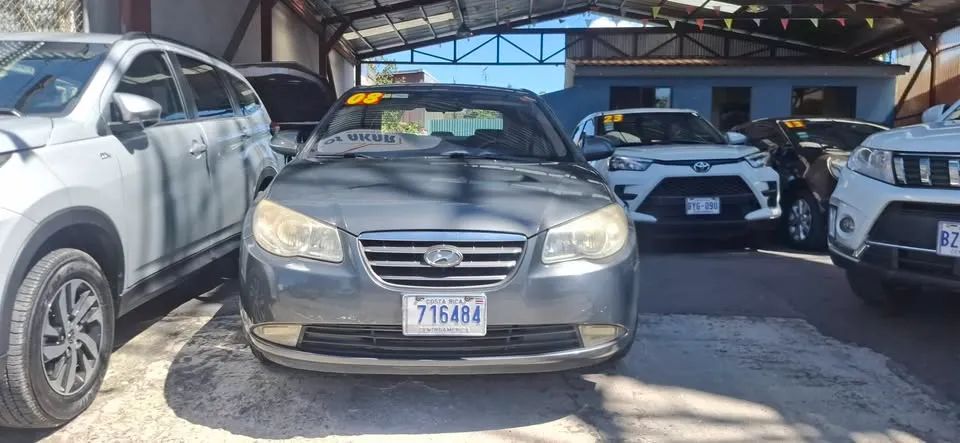 Hyundai Elantra - Image 3