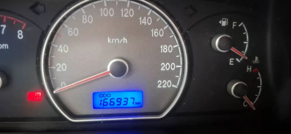 Hyundai Elantra - Image 16