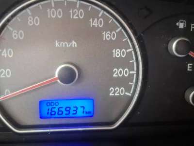 Hyundai Elantra - Image 16