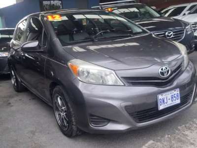 Toyota Yaris LE - Image 2