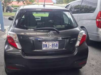 Toyota Yaris LE - Image 5