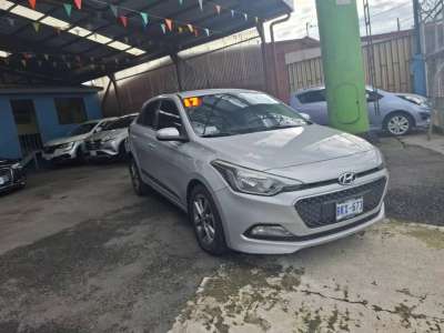 Hyundai i20 - Image 2