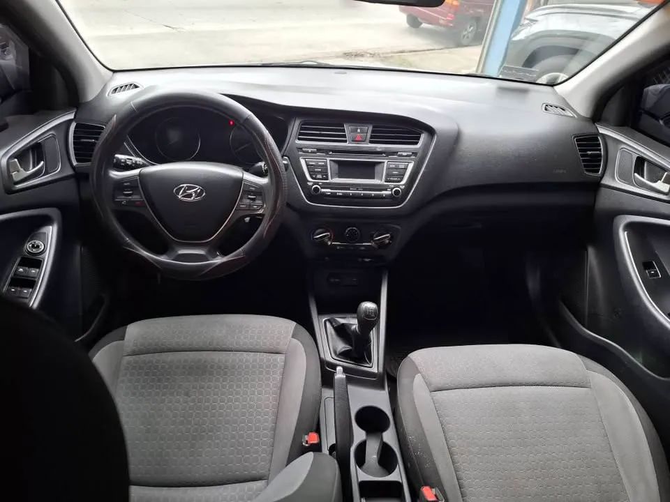 Hyundai i20 - Image 8