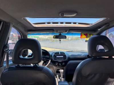 Toyota RAV4 - Image 6