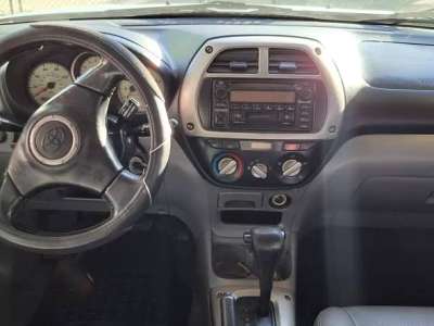 Toyota RAV4 - Image 11