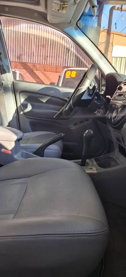 Toyota RAV4 - Image 12