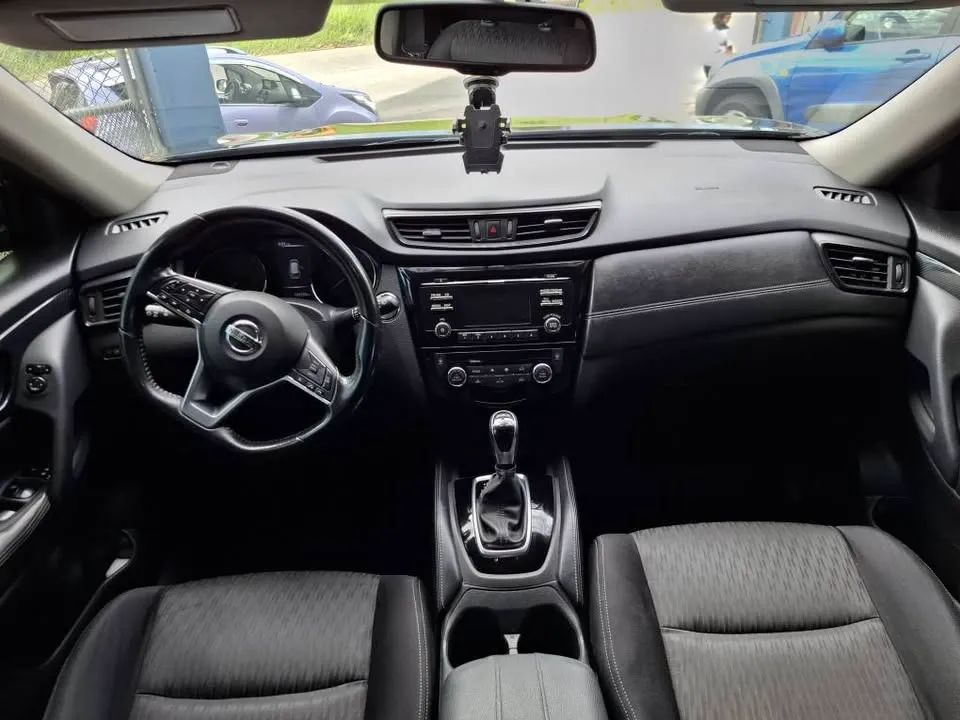 Nissan X-Trail - Image 10