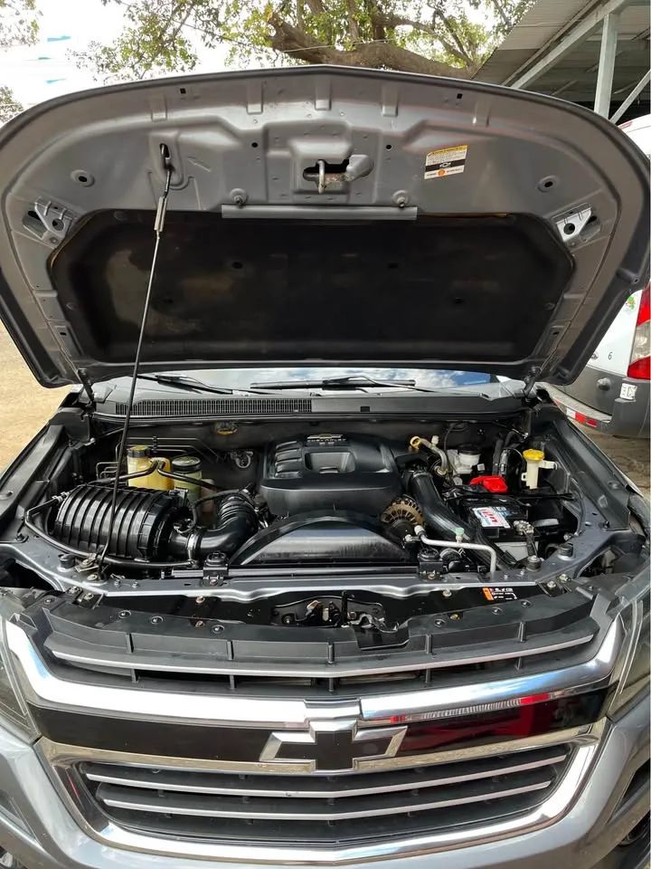 Chevrolet Colorado - Image 8