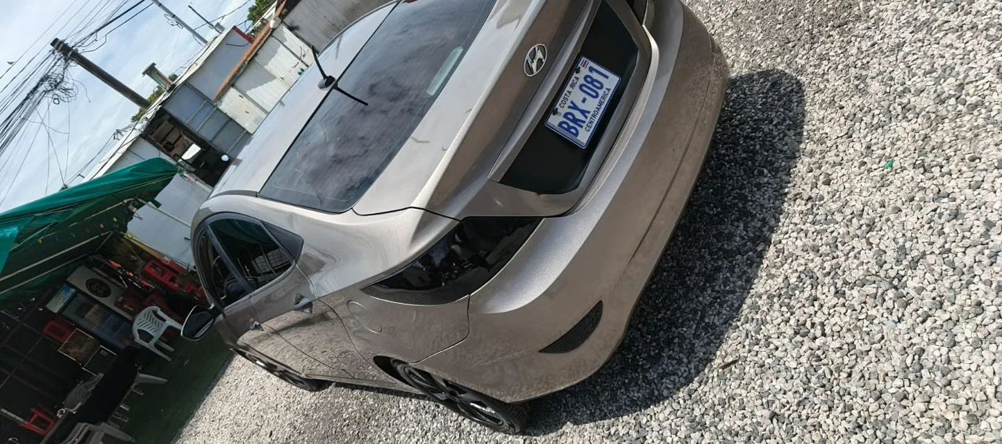 Hyundai Accent - Image 3