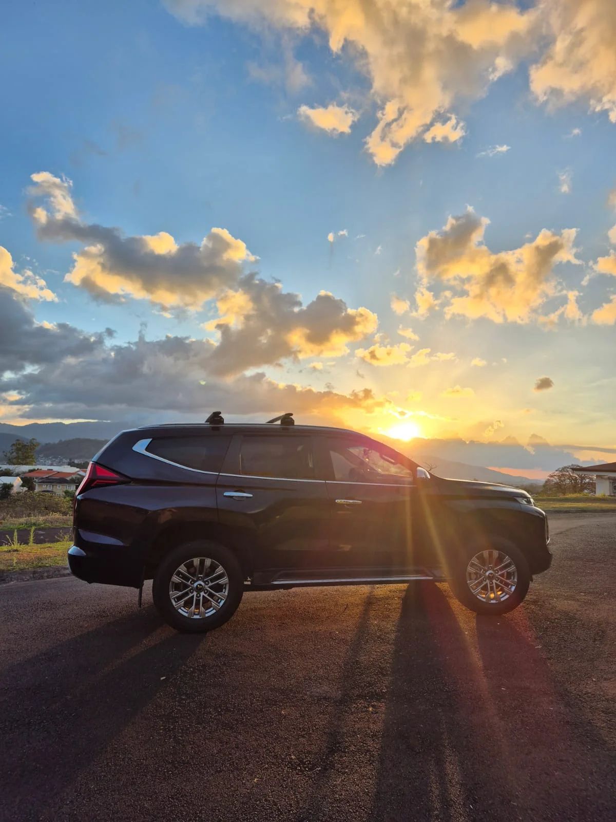 Mitsubishi Montero Sport GT 4x4 - Image 4