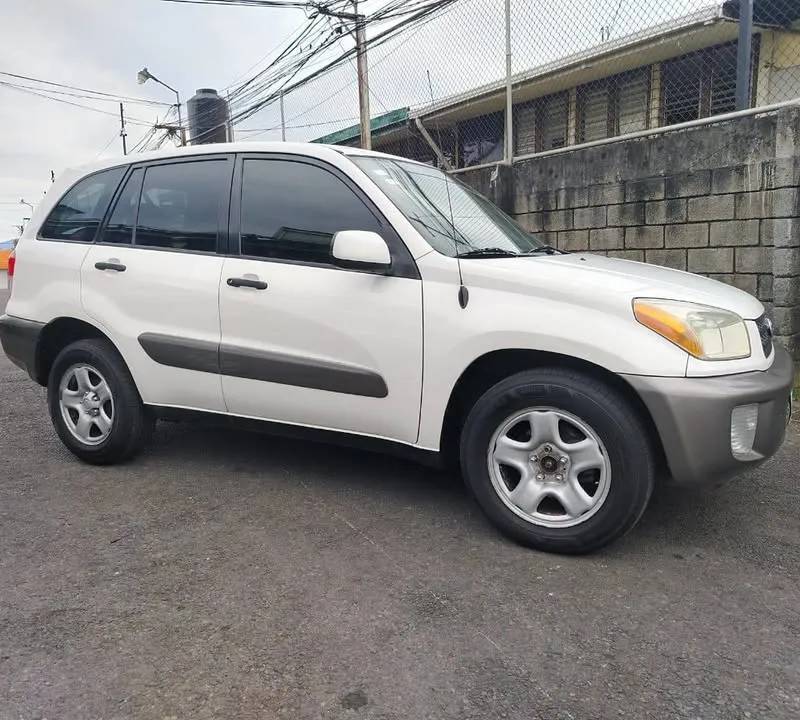 2002 Toyota RAV4