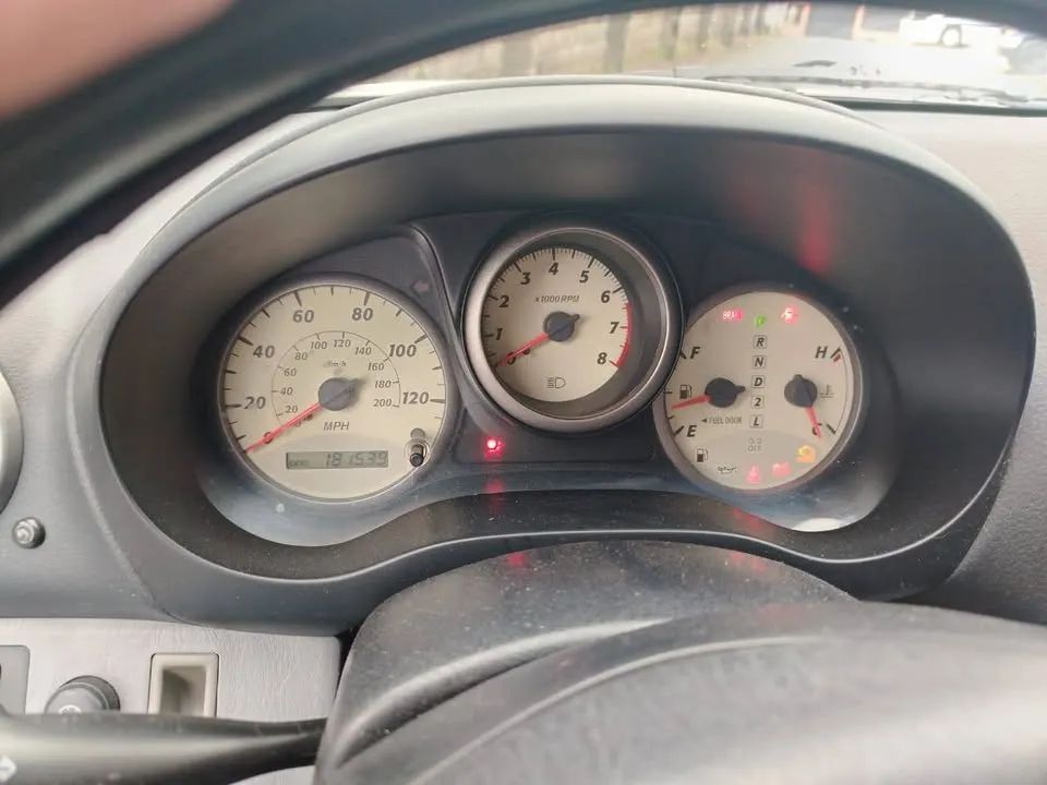 Toyota RAV4 - Image 5