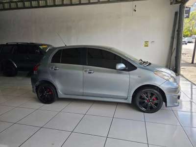 Toyota Yaris Sport - Image 2