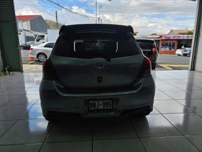 Toyota Yaris Sport - Image 4