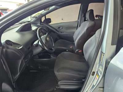 Toyota Yaris Sport - Image 8