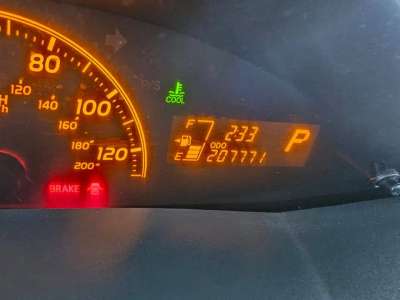 Toyota Yaris Sport - Image 11