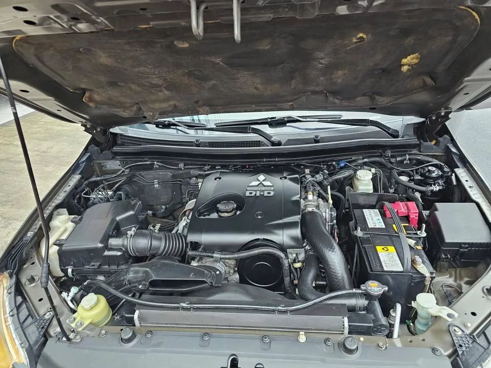 Mitsubishi L200 - Image 6