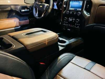 Chevrolet Silverado - Image 7