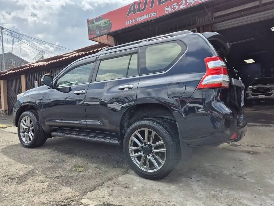Toyota Prado - Image 4