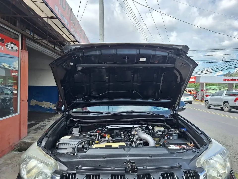 Toyota Prado - Image 9
