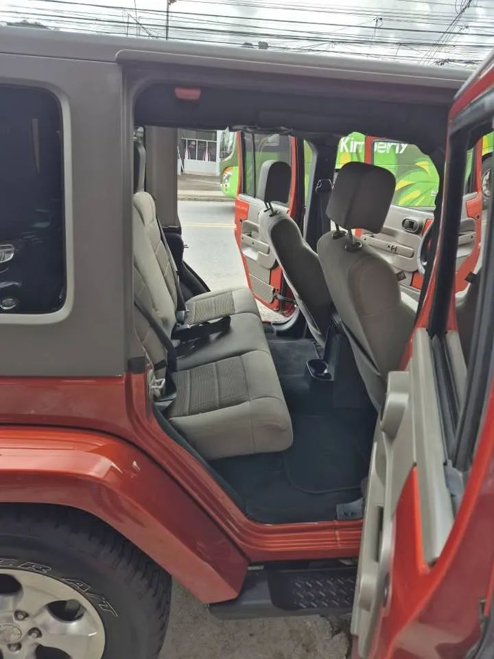 Jeep Wrangler Unlimited - Image 11