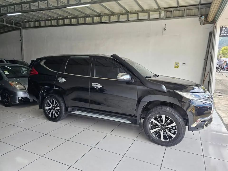 Mitsubishi Montero Sport GT - Image 2