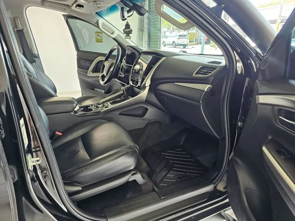 Mitsubishi Montero Sport GT - Image 8