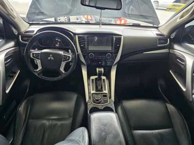 Mitsubishi Montero Sport GT - Image 9