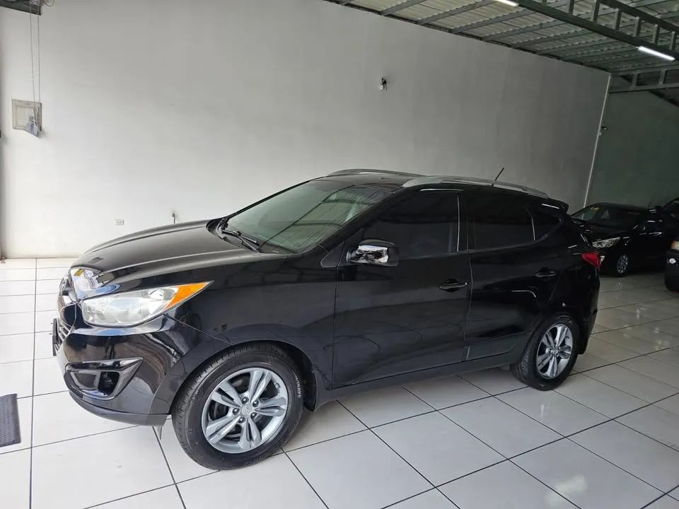 Hyundai Tucson - Image 2
